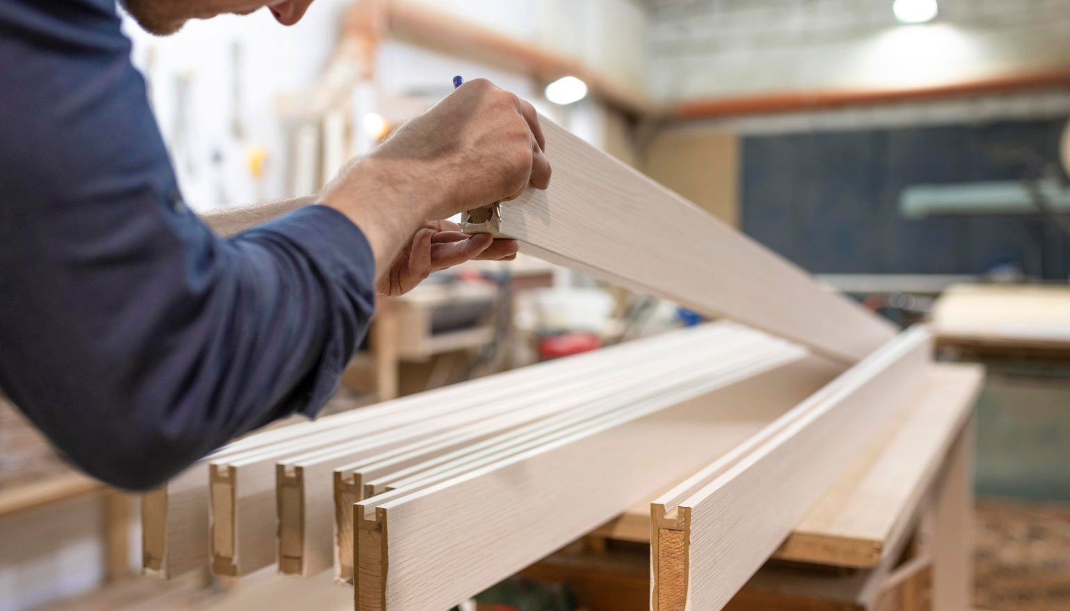 Taller de carpintería especializado en marcos para ventanas en Barcelona